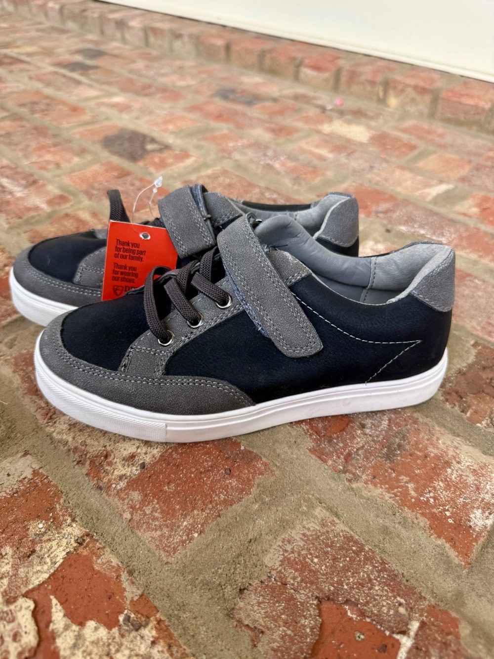 Deer Stags Kids Velcro & Lace Sneakers - Gray & Black
